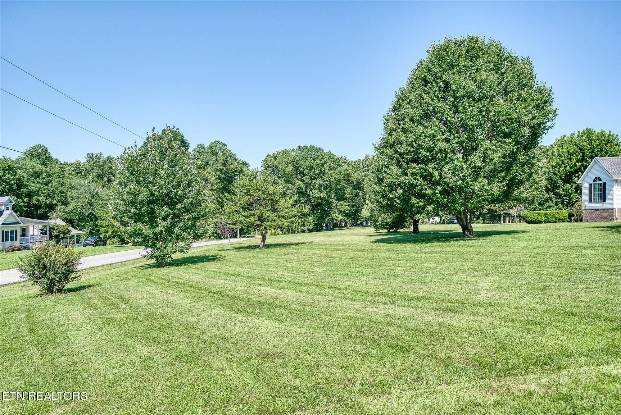 1036 Circle Drive Drive Property Photo 6