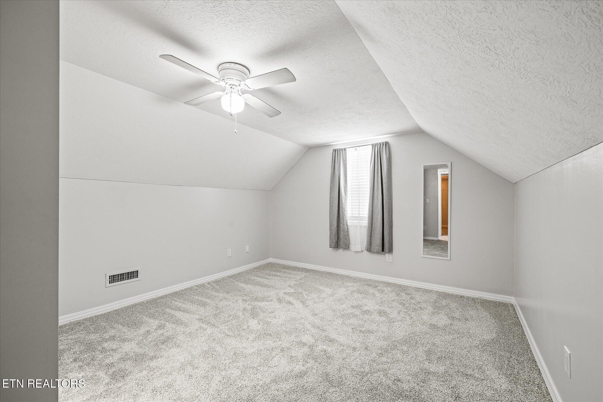 1036 Circle Drive Drive Property Photo 29