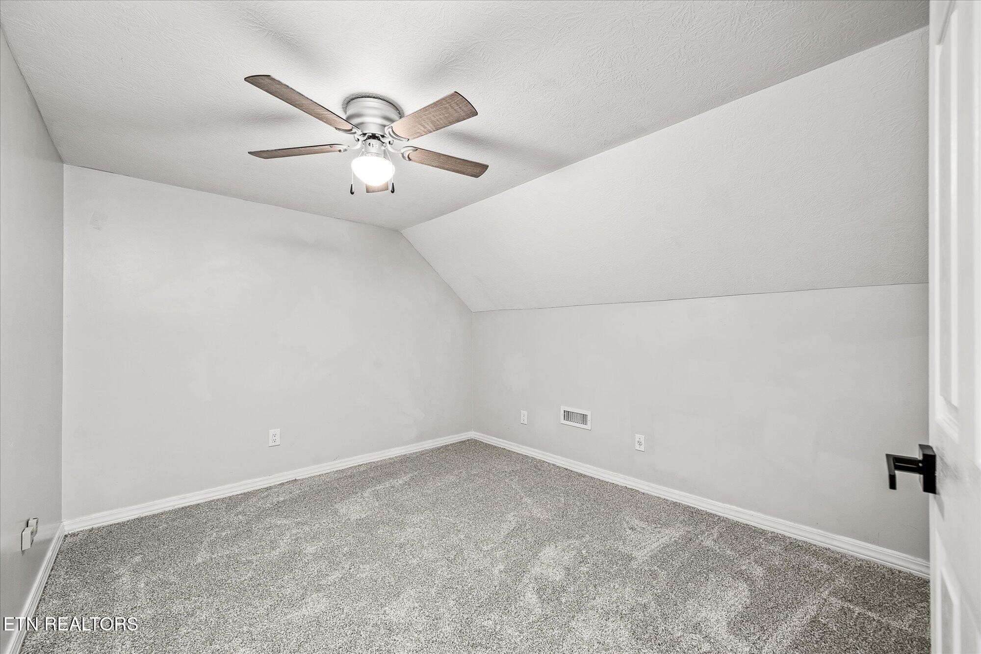 1036 Circle Drive Drive Property Photo 31