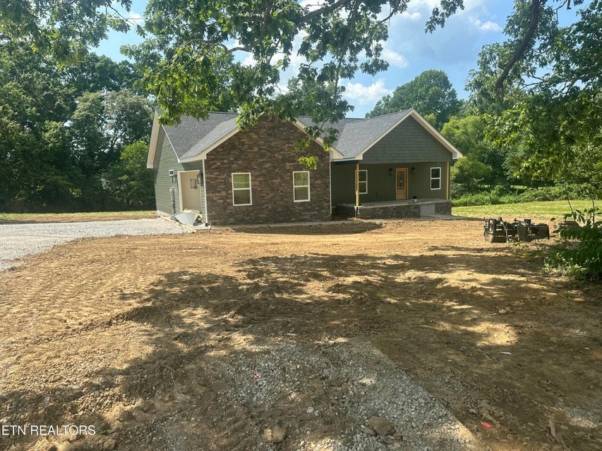 250 Old Grimsley Court Property Photo 1