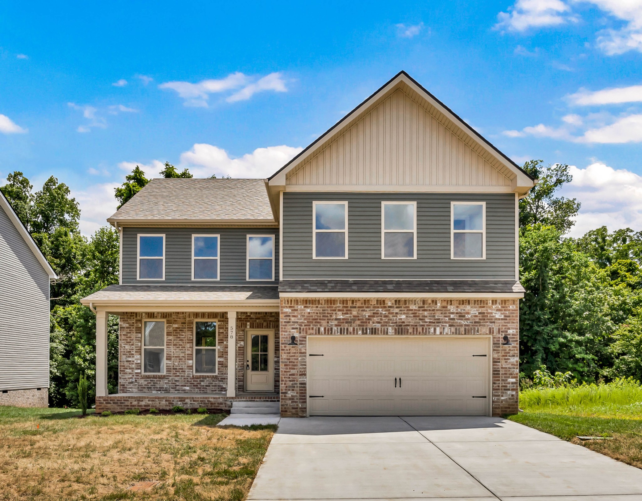 578 Pongracz Way Property Photo 1