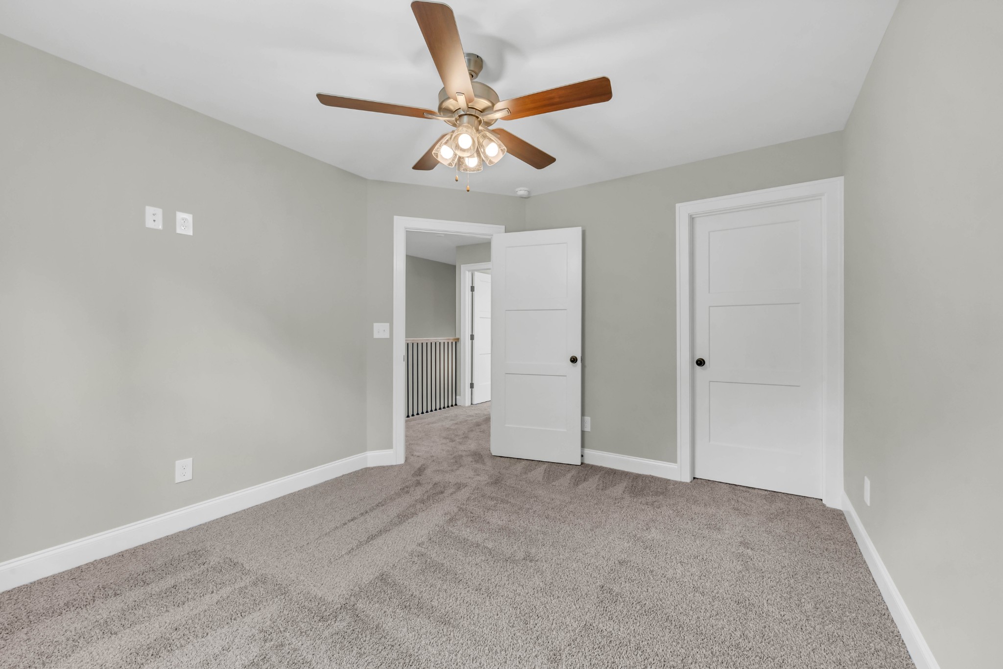 578 Pongracz Way Property Photo 27