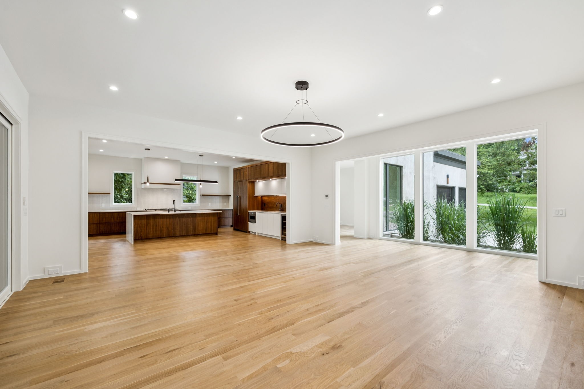 4045 Outer Drive Property Photo 19