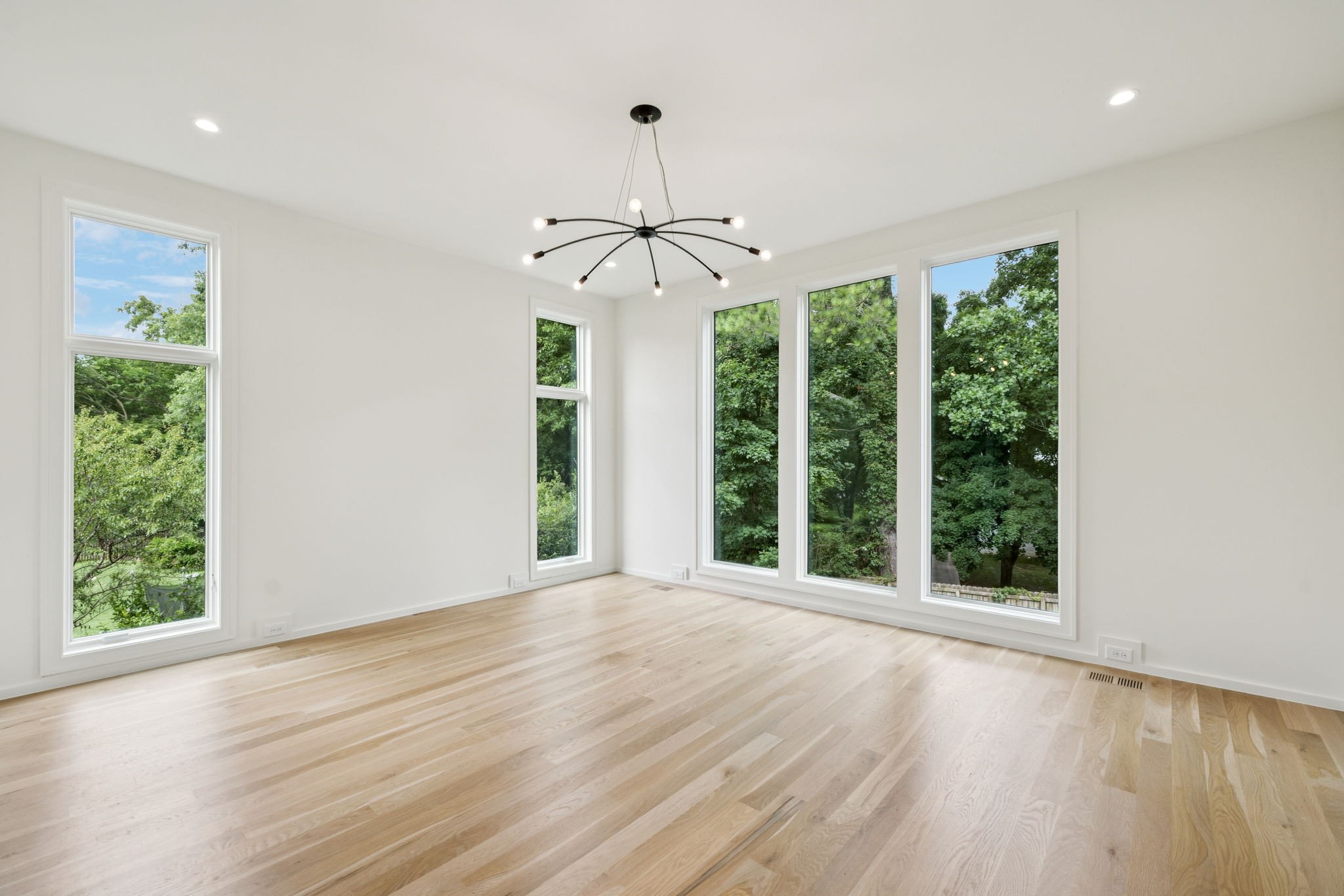 4045 Outer Drive Property Photo 41