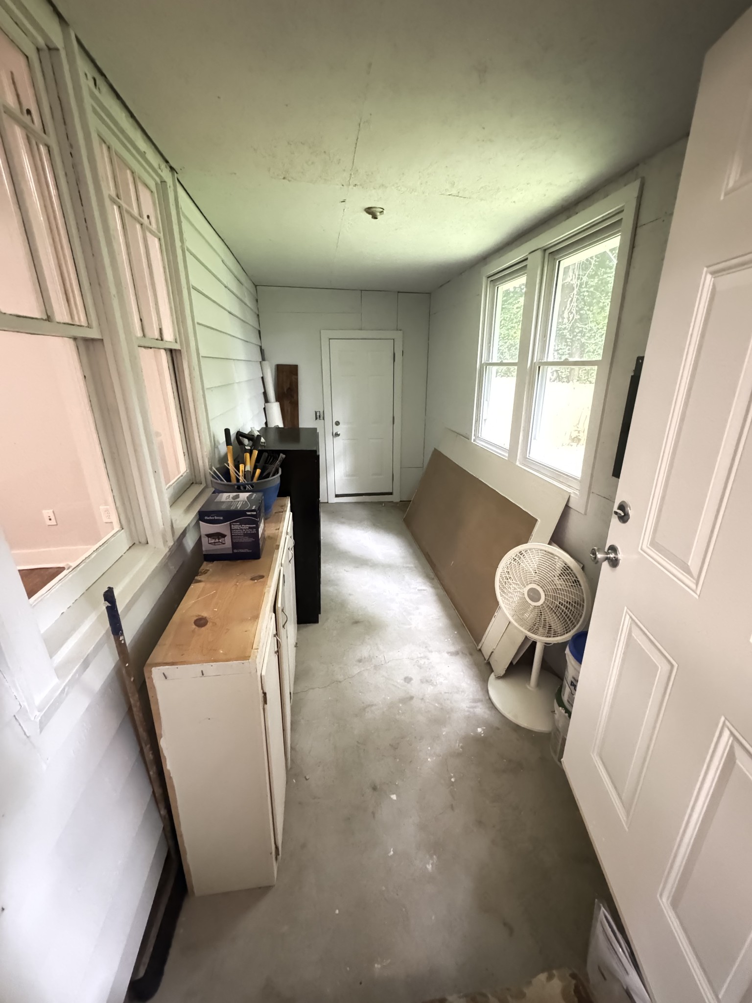 106 S Tarver Ave Property Photo 11