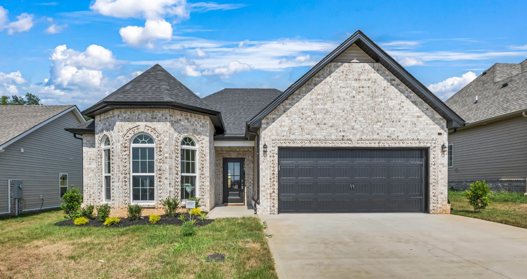 568 Ayden Ln Property Photo 1