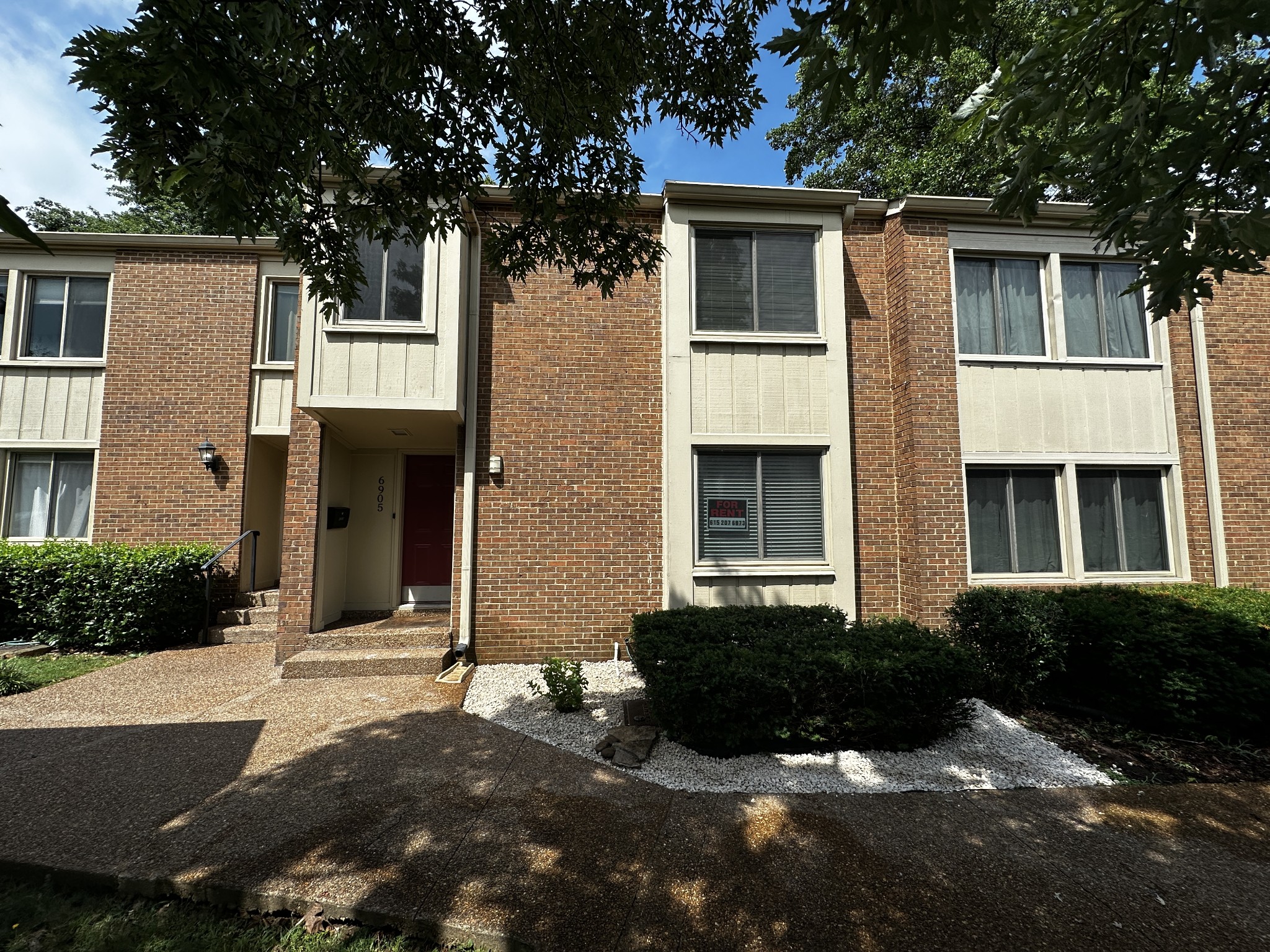 6905 Highland Park Dr Property Photo 1