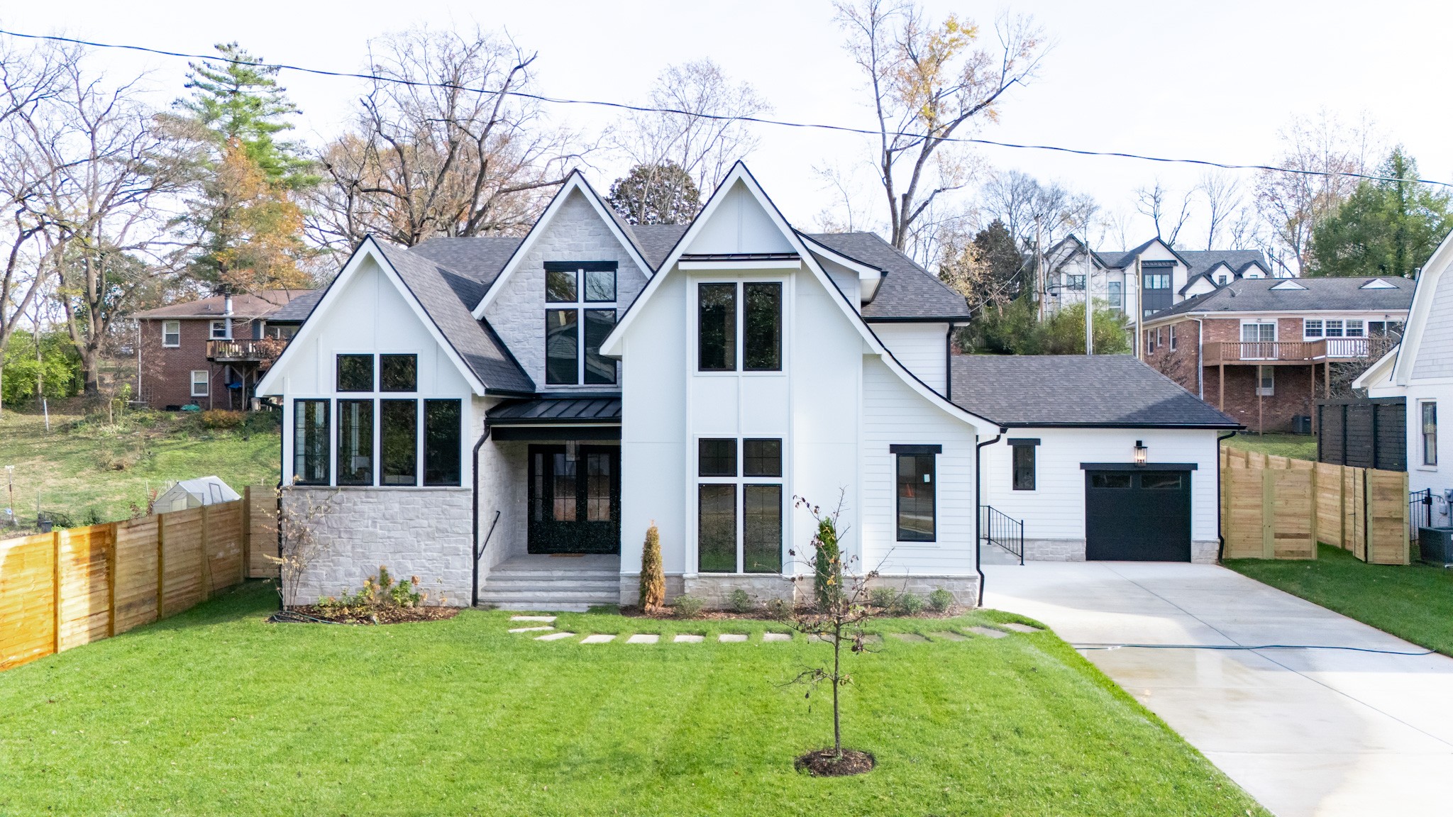 2911 Wellesley Trace Property Photo 1