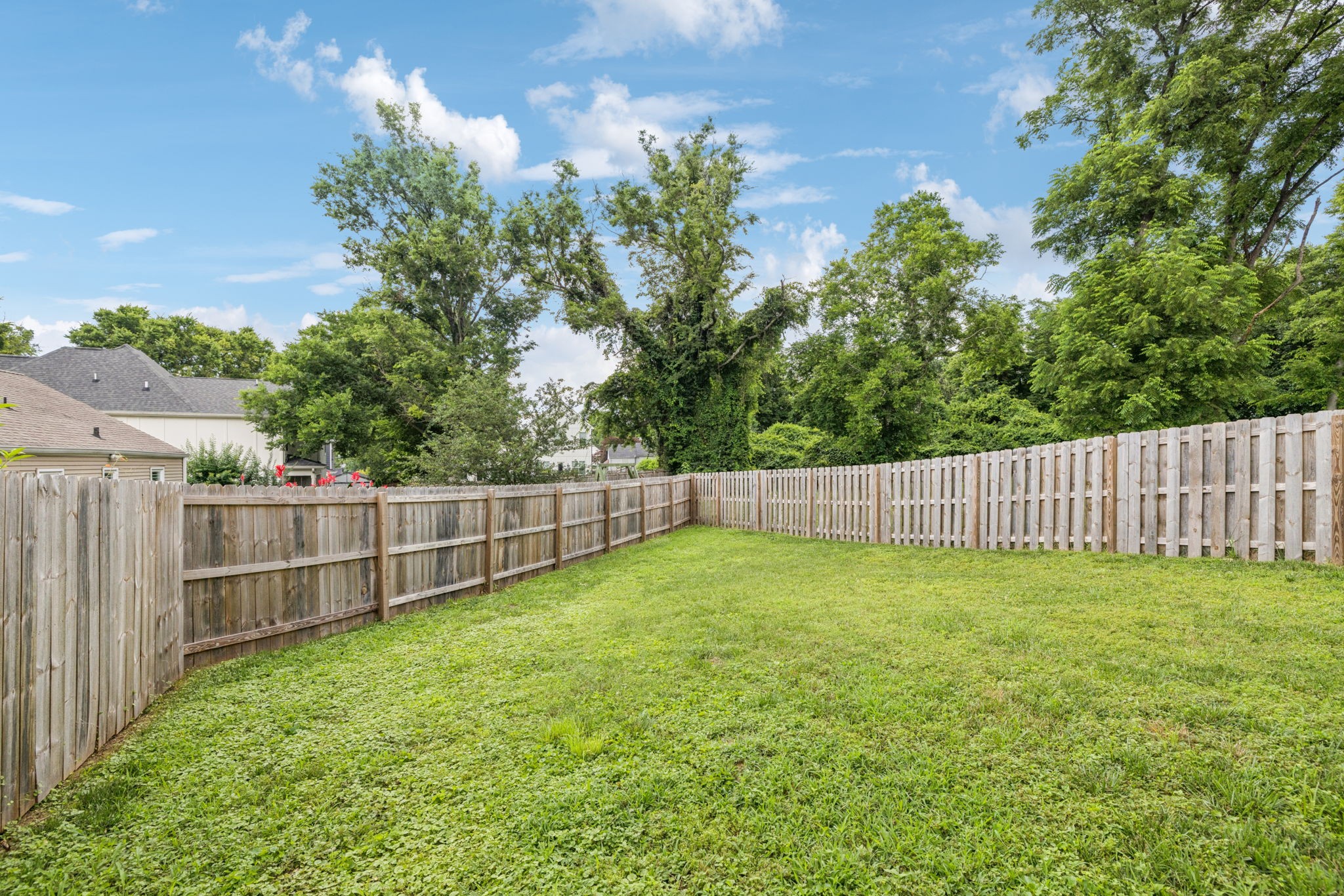 520b Camden Dr Property Photo 54