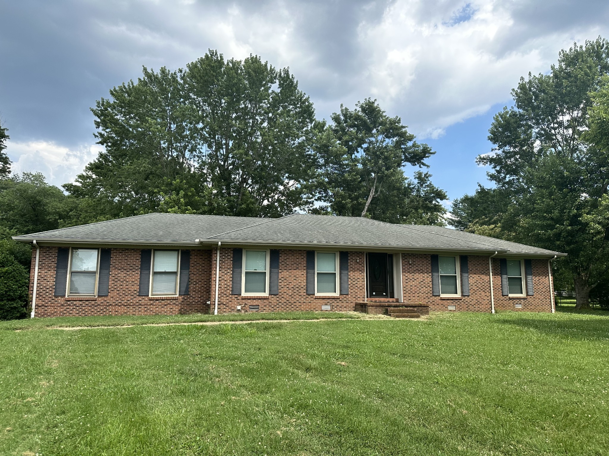 851 Rucker Ln Property Photo 1