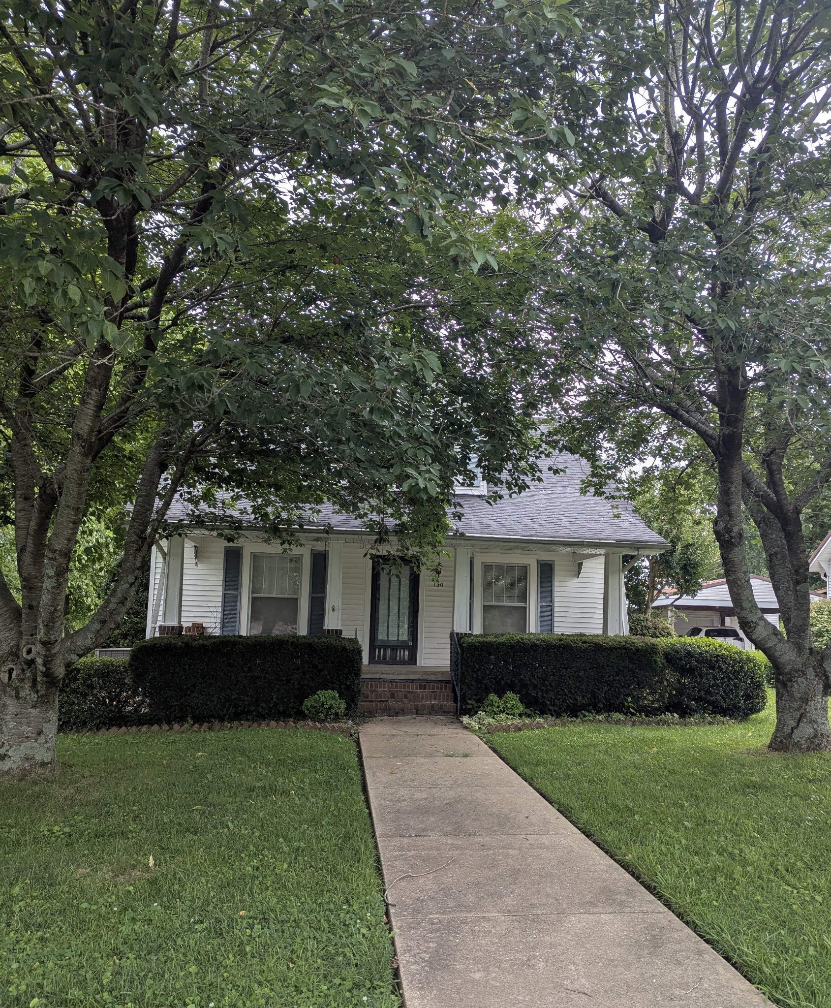 130 Fugate Ave, E Property Photo 1