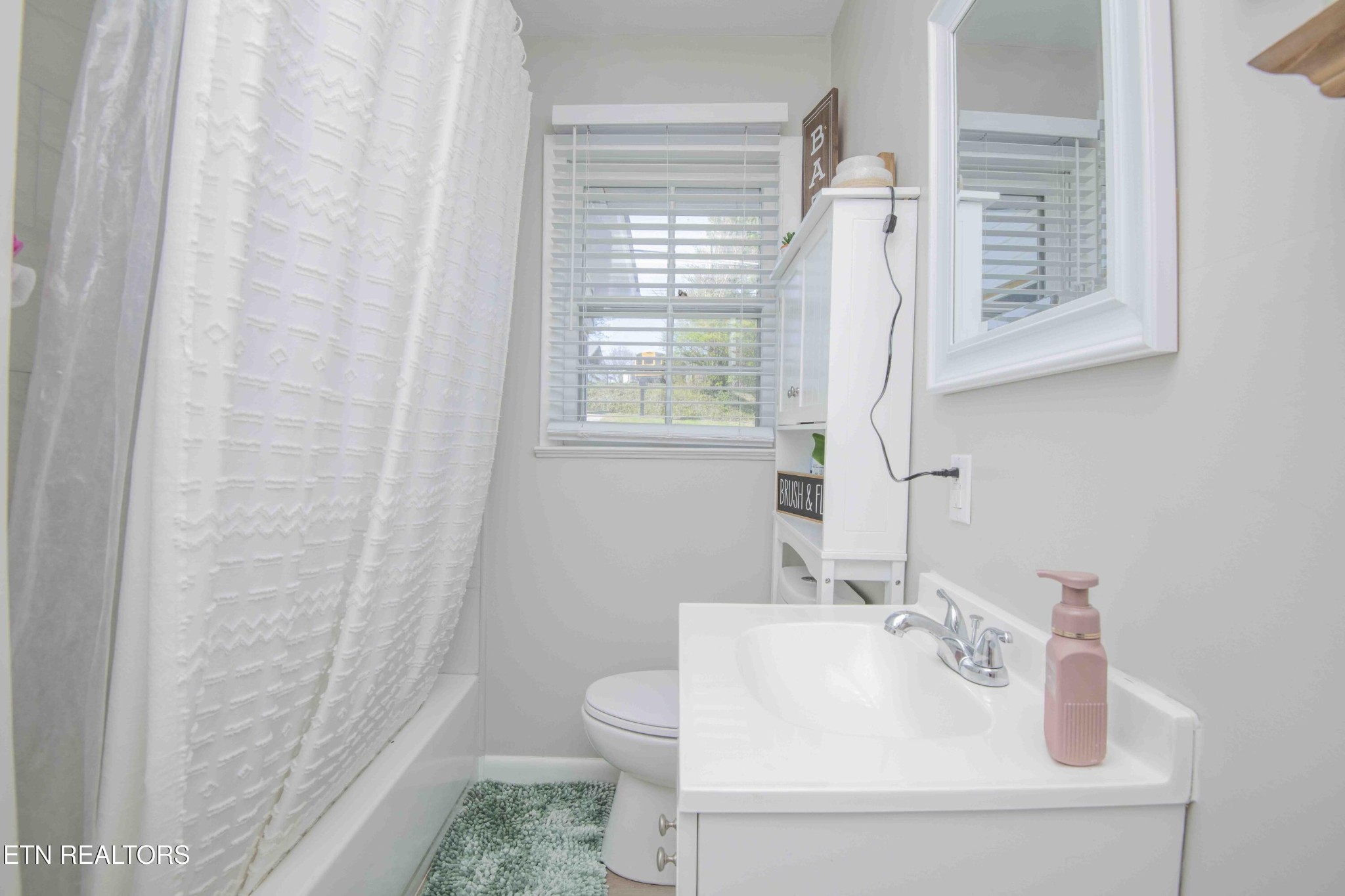 8114 Sharp Rd Property Photo 22