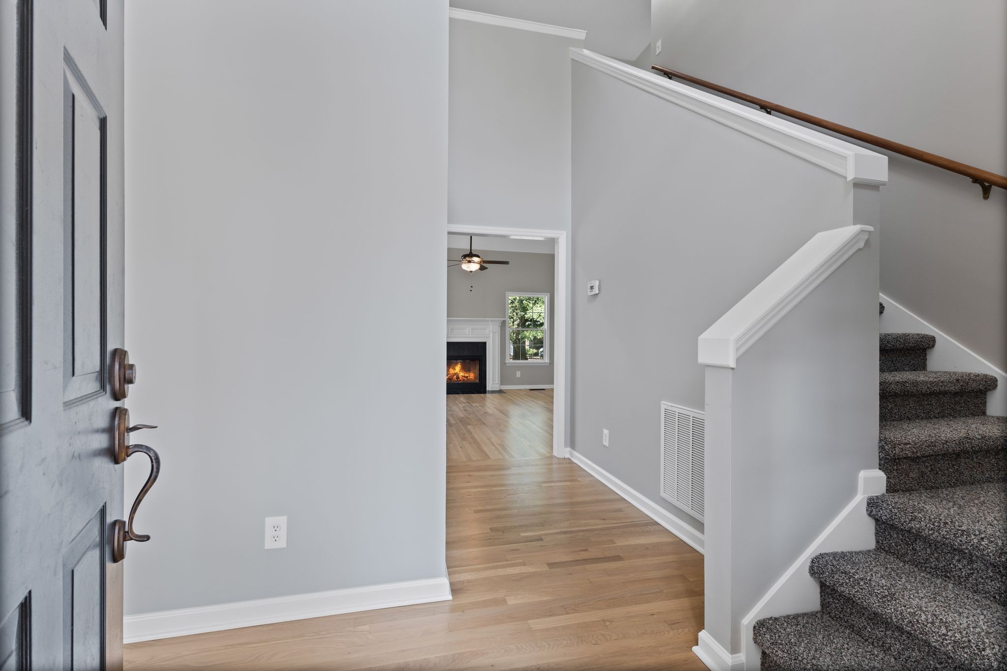 236 Comer Cir Property Photo 3