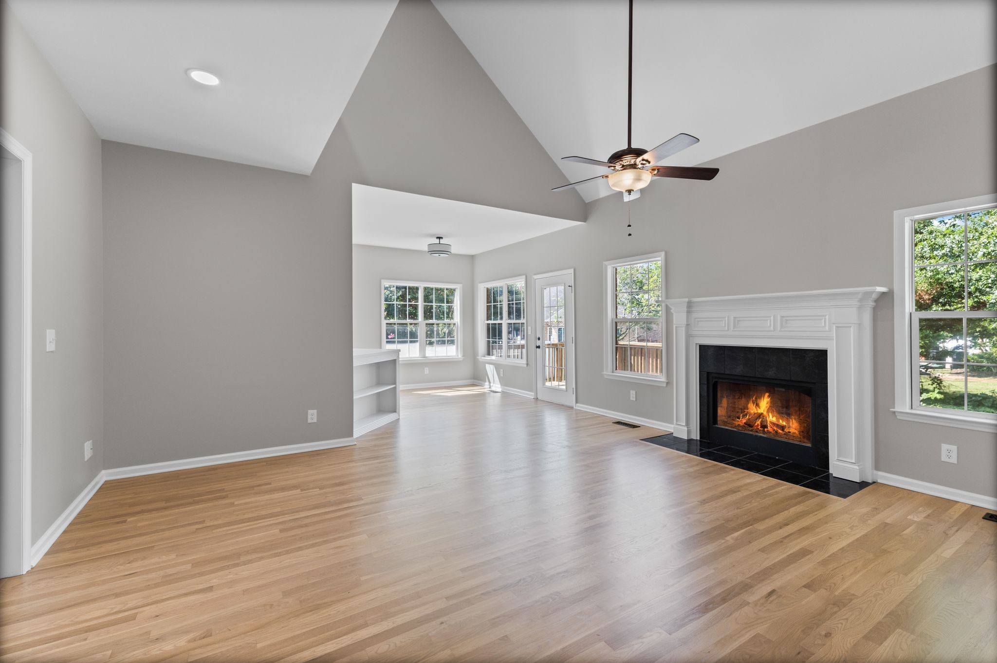 236 Comer Cir Property Photo 6