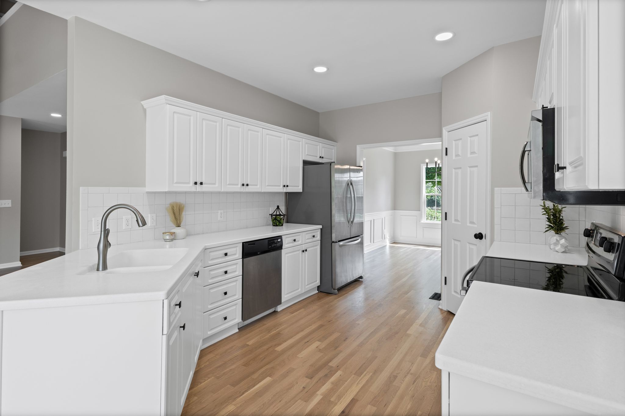 236 Comer Cir Property Photo 7