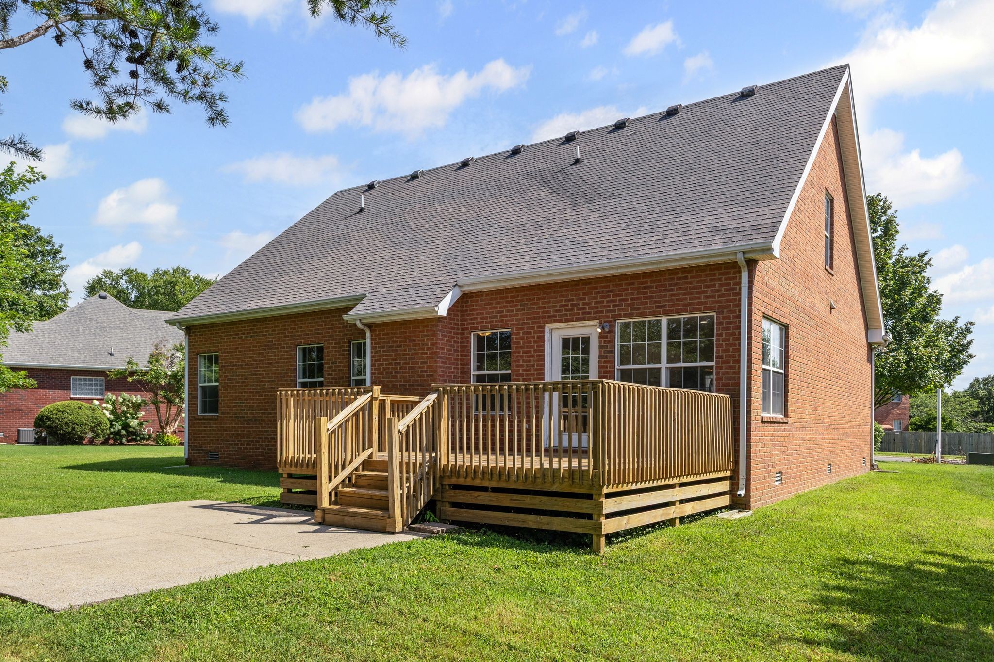 236 Comer Cir Property Photo 29