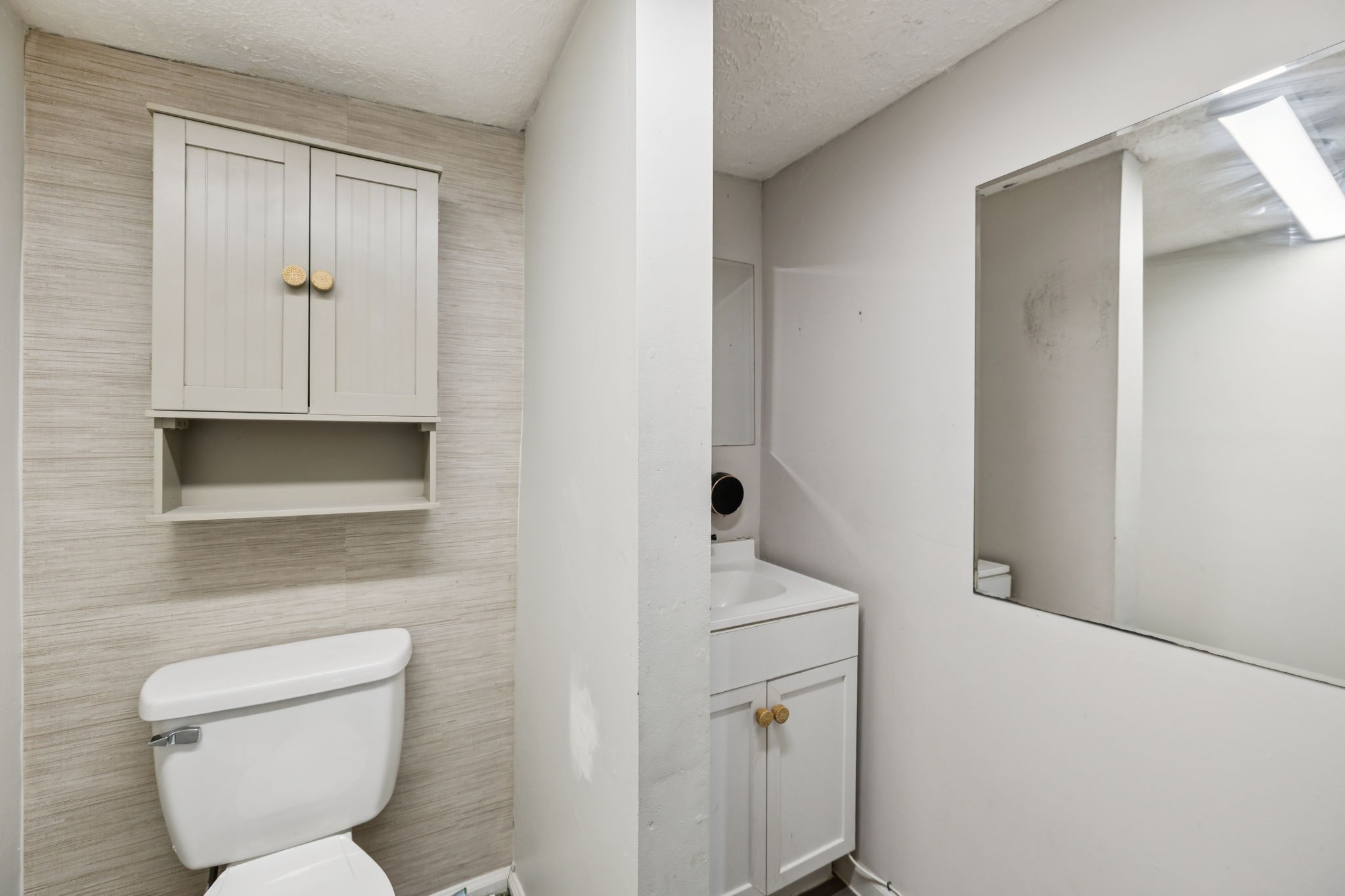 7 N Lowry St Property Photo 19