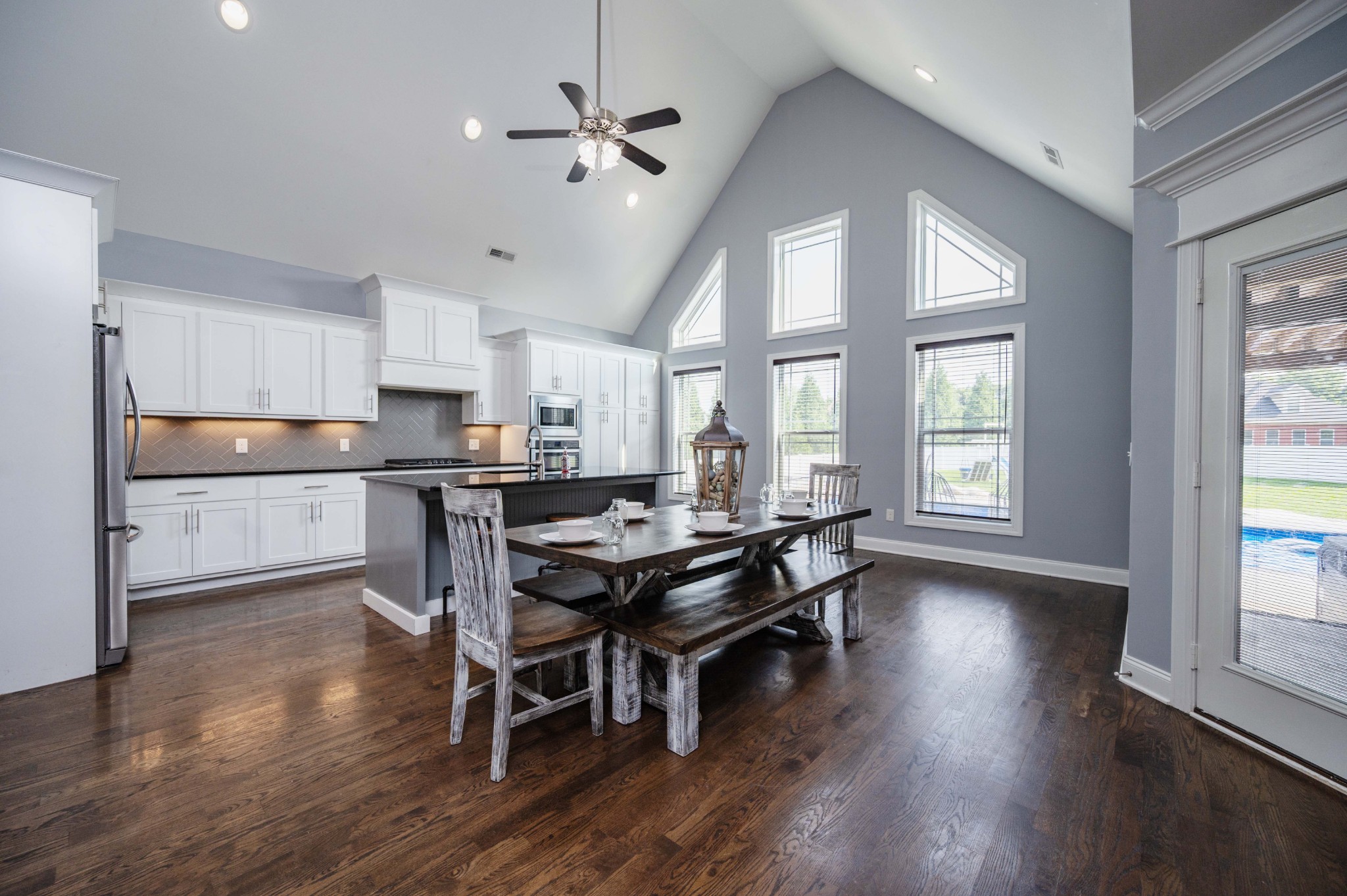 2331 Lionheart Dr Property Photo 12