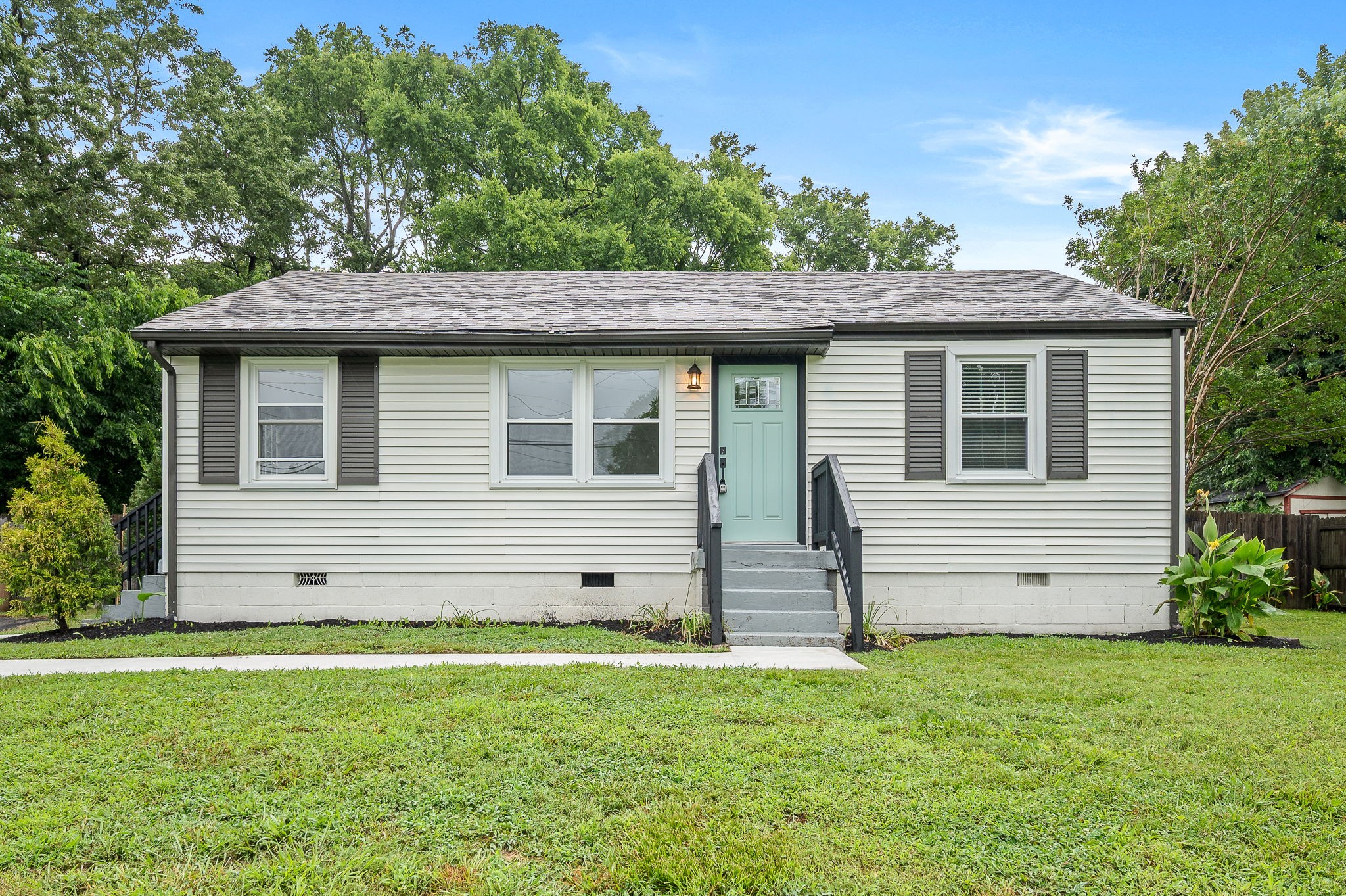 2928 Teakwood Dr Property Photo 1