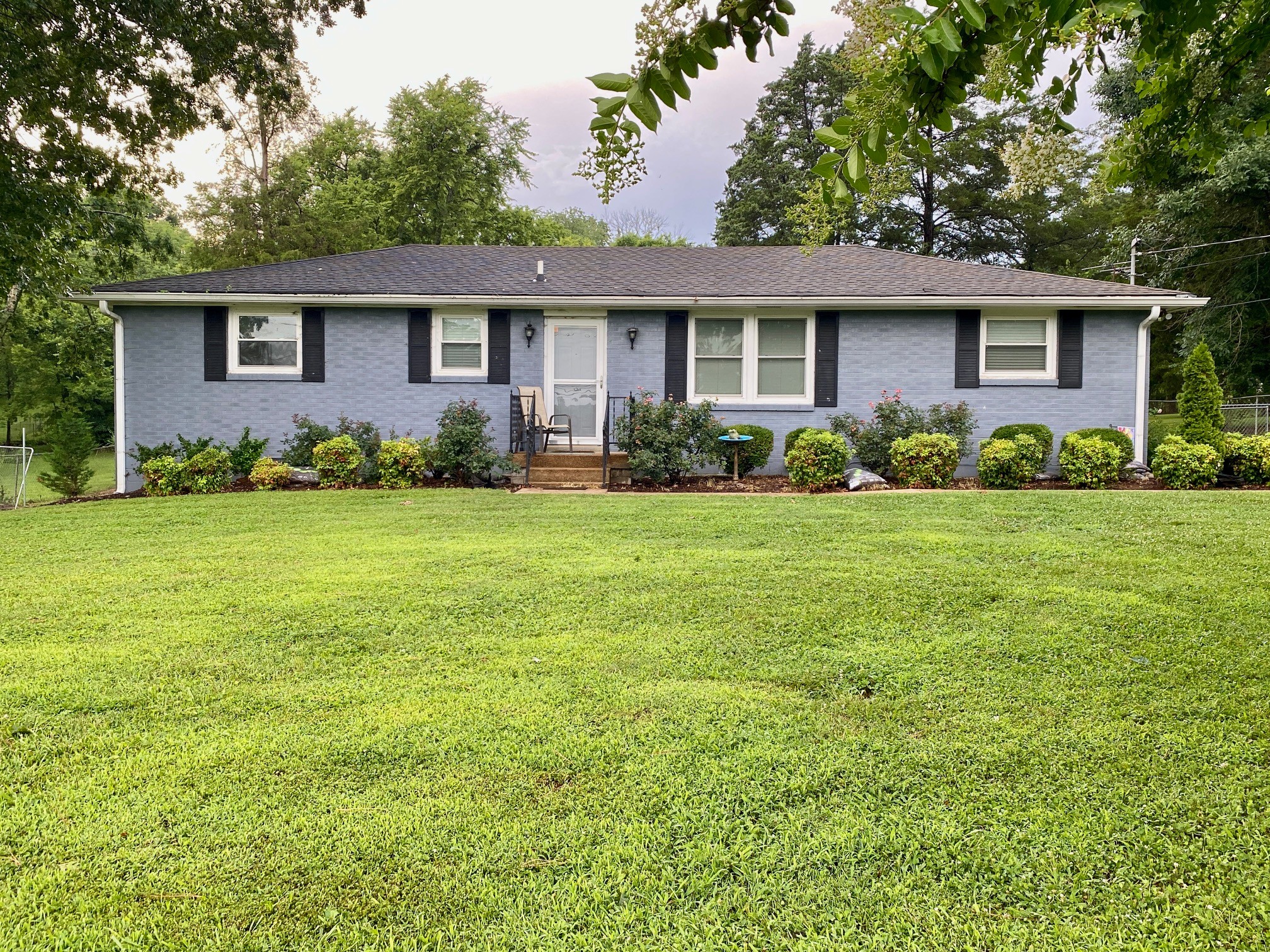 400 Sanders Ferry Rd Property Photo 1