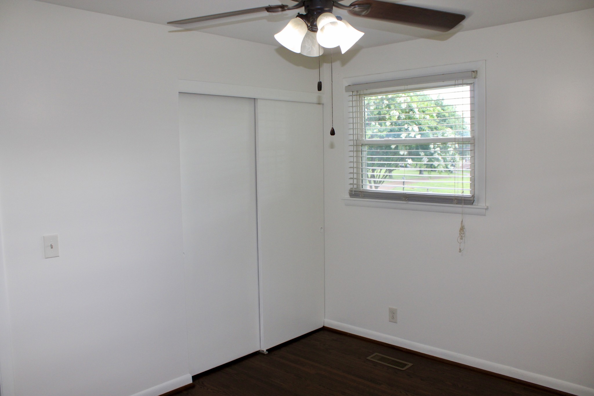 400 Sanders Ferry Rd Property Photo 18