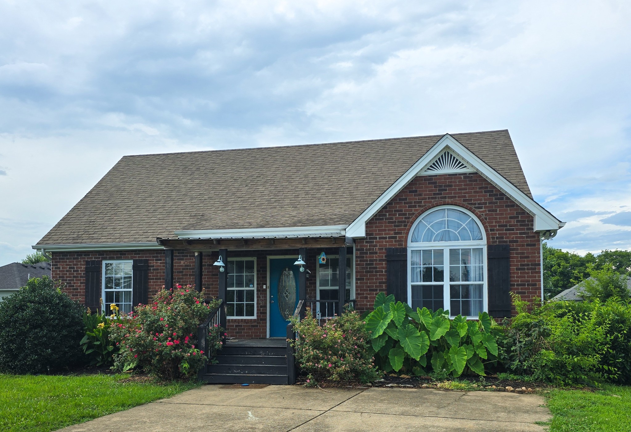 116 Chad St, E Property Photo 1