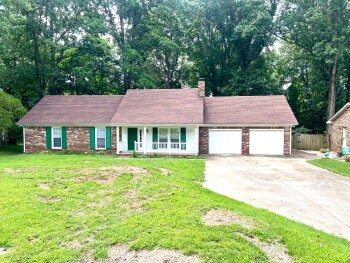 168 Kirby Dr Property Photo 1