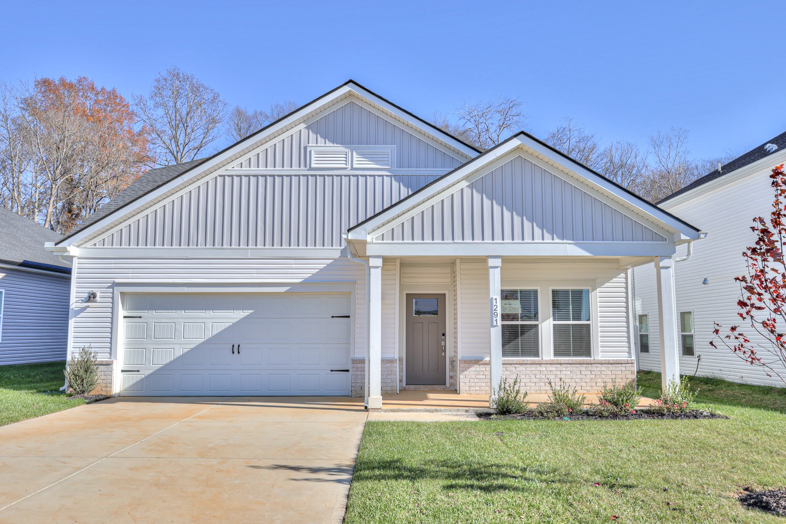 1250 Bluffton Cir Property Photo 1