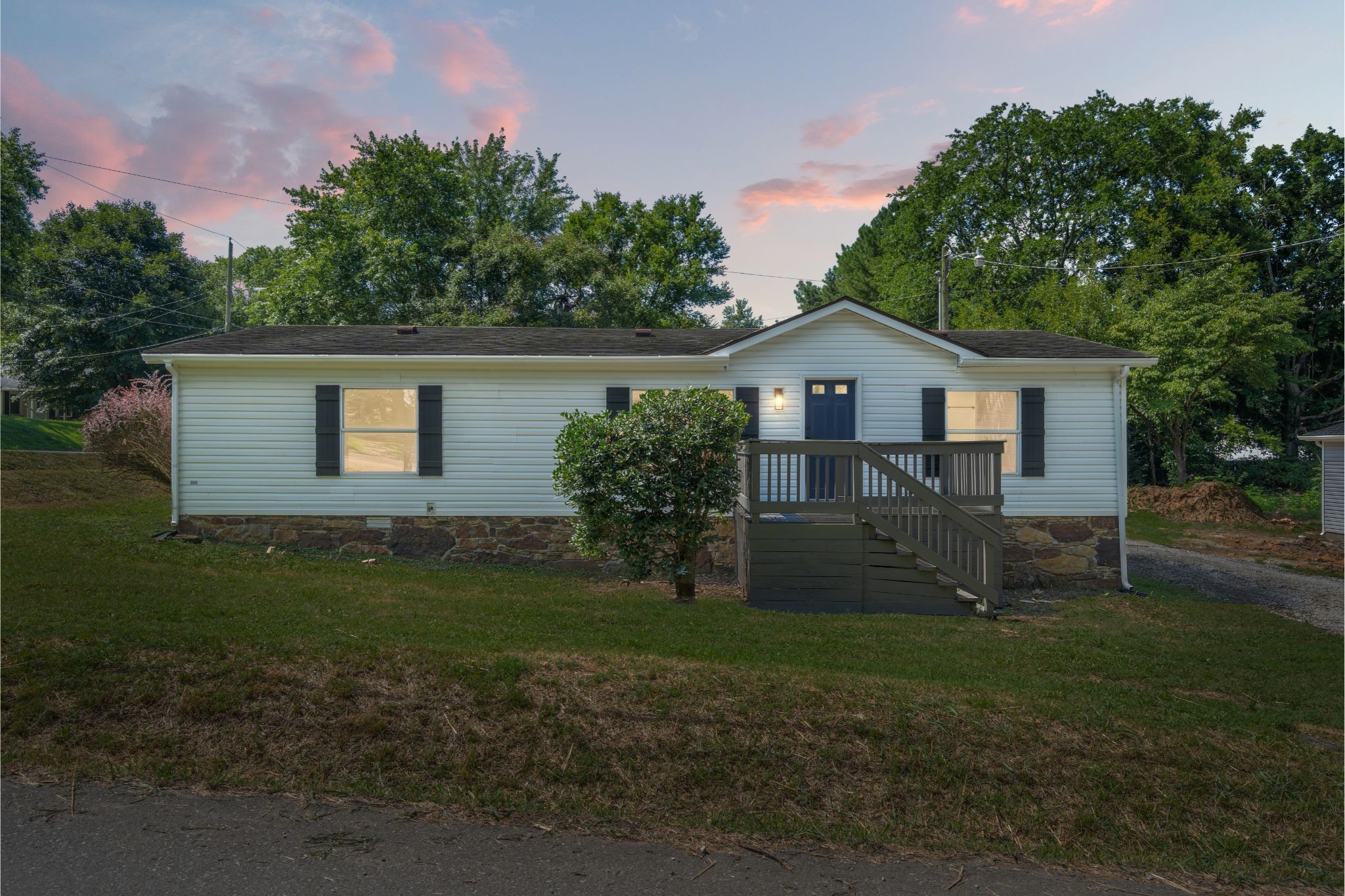 824 Pitt Ave Property Photo 1