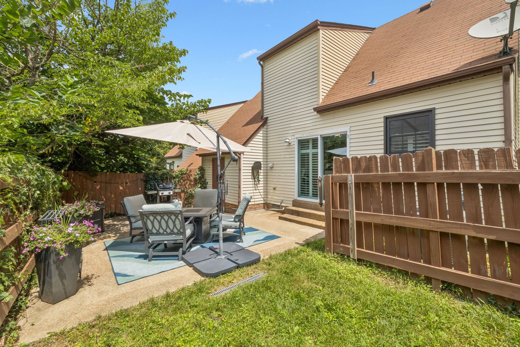 3215 E Lake Dr Property Photo 23
