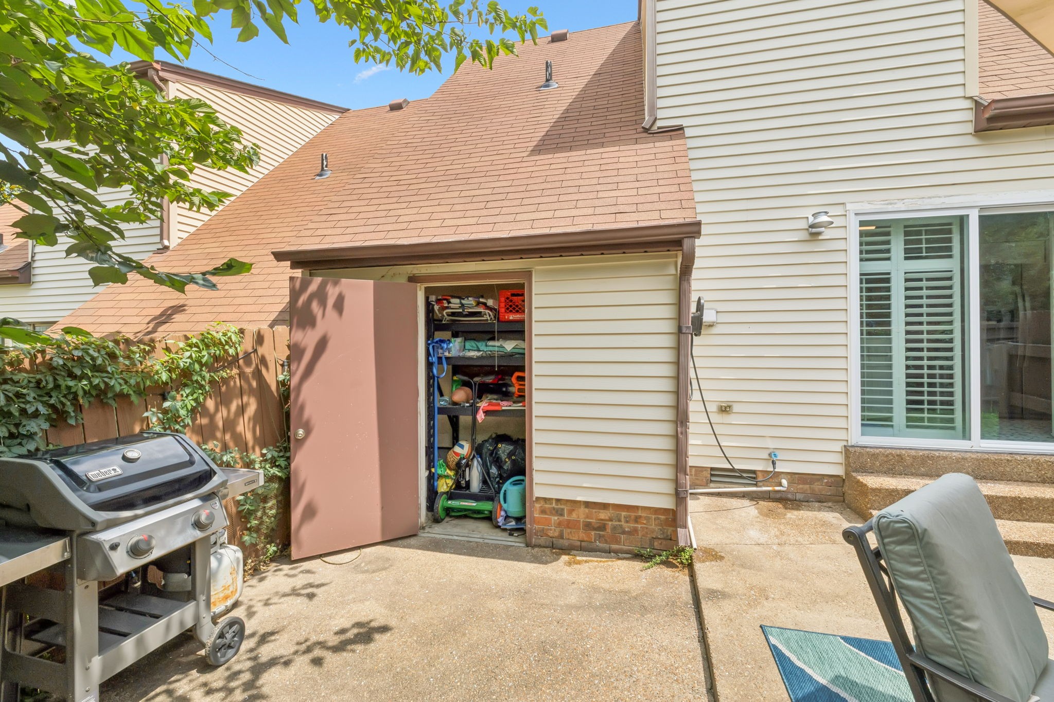 3215 E Lake Dr Property Photo 24