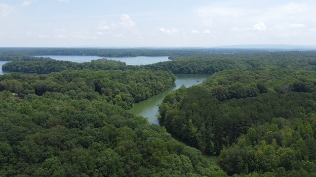 5 Summer Lake Property Photo 1