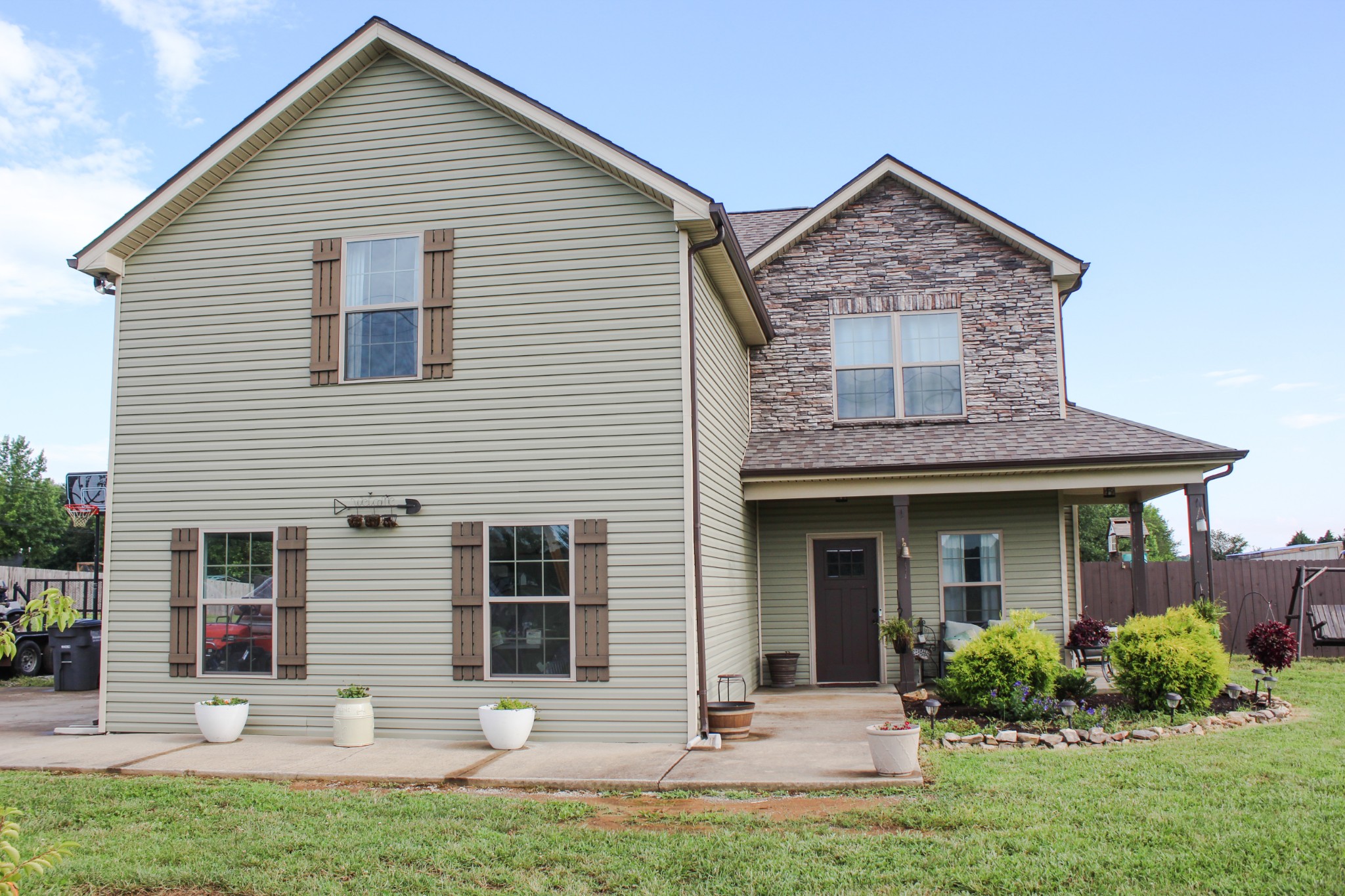 2210 Indian Mound Rd Property Photo 1