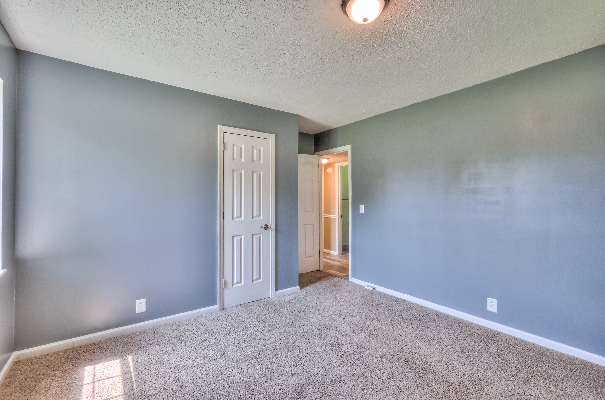 218 Peachtree St Property Photo 18