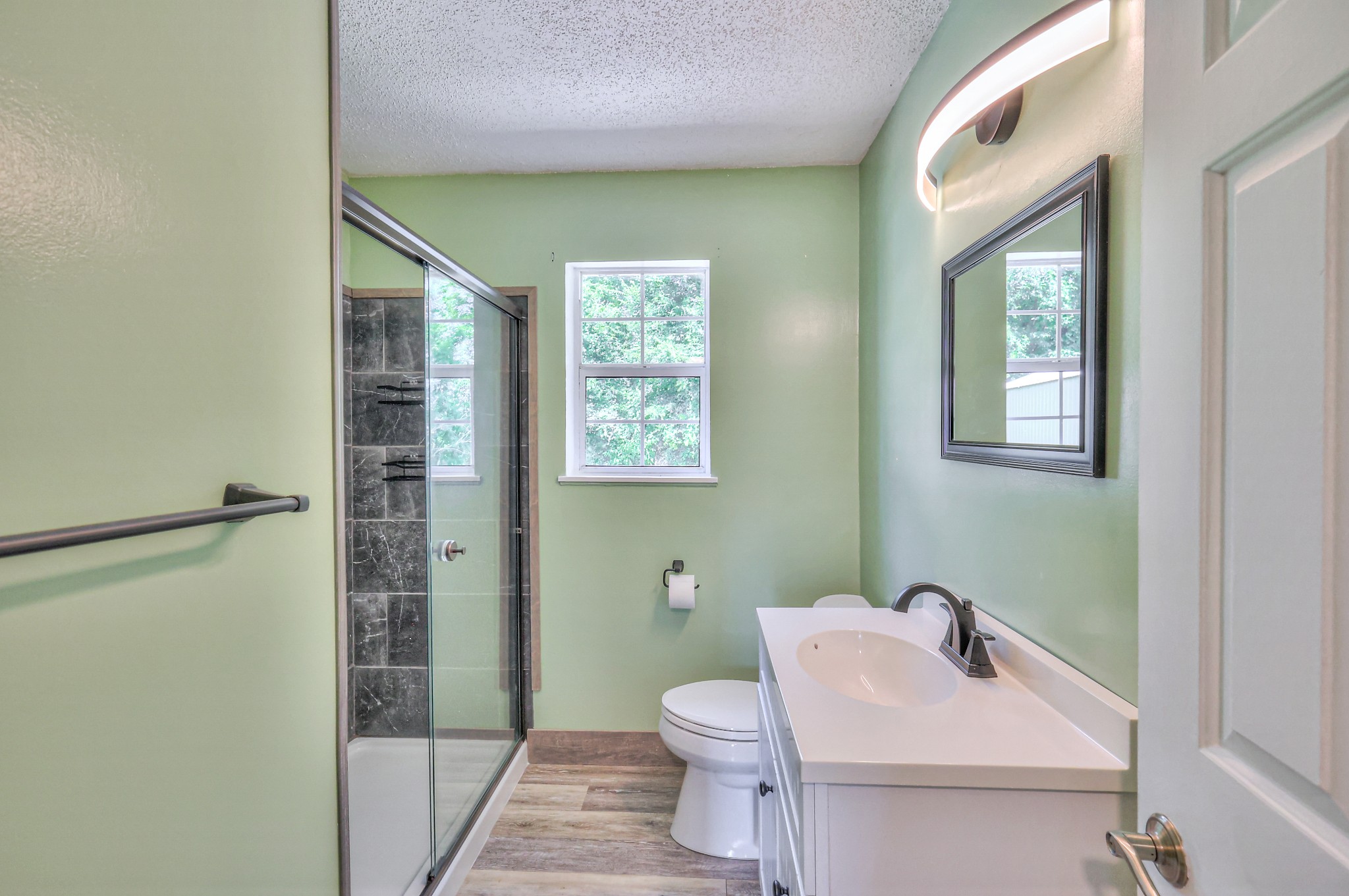 218 Peachtree St Property Photo 21