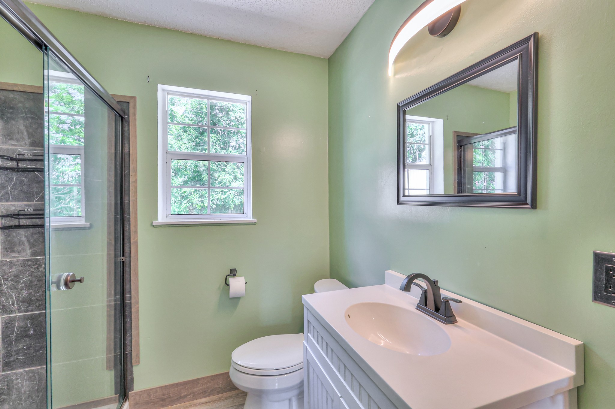 218 Peachtree St Property Photo 22