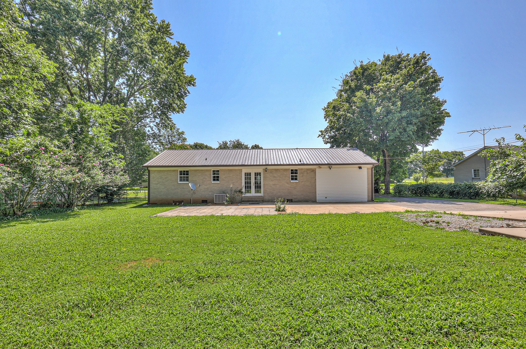 218 Peachtree St Property Photo 26