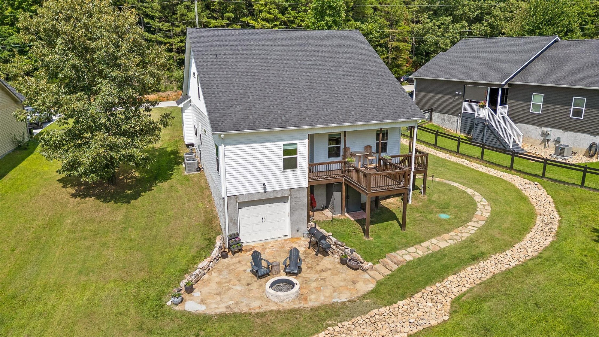 3767 Lee Pike Property Photo 2