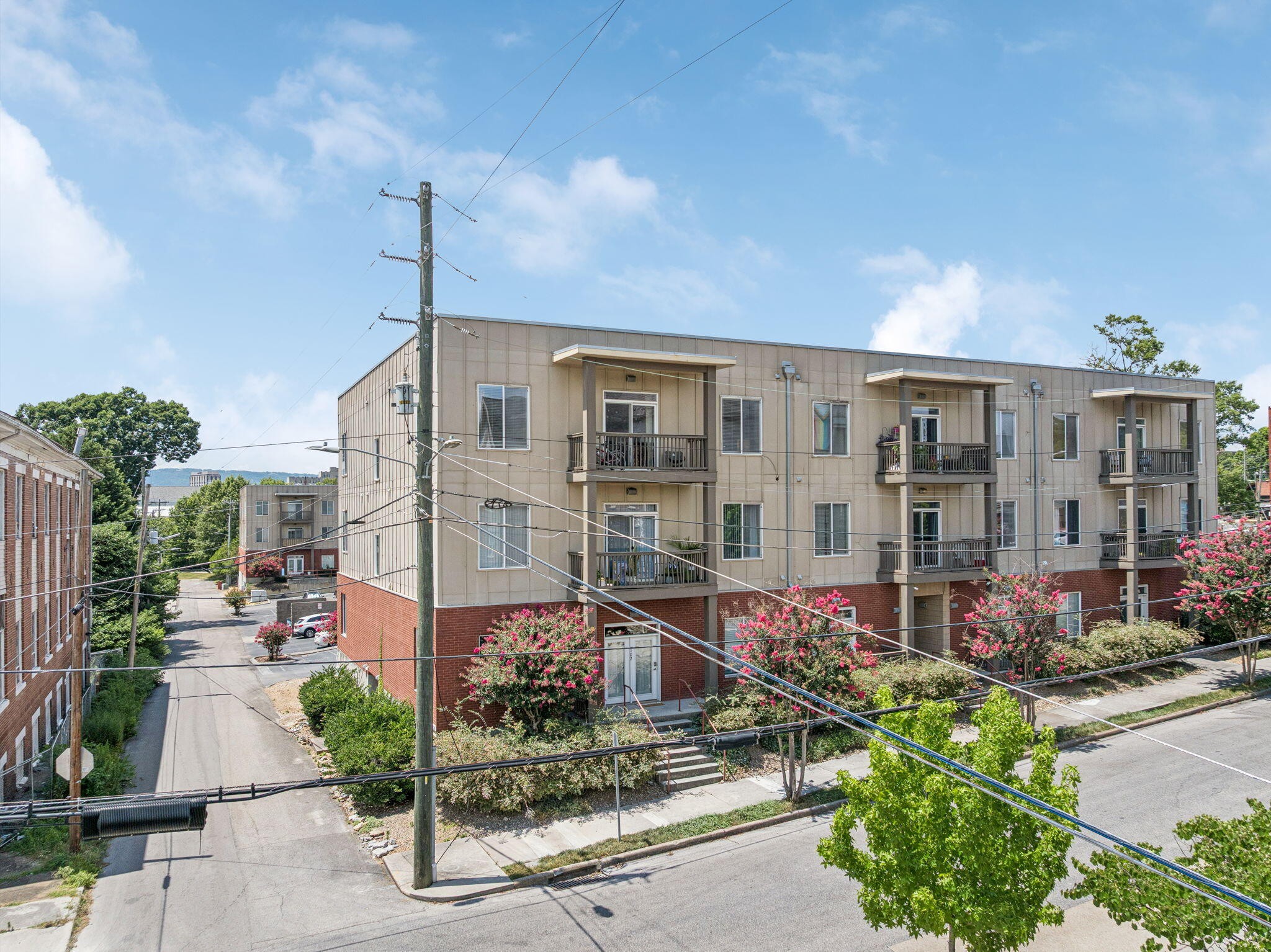 863 Flynn Street Property Photo 1
