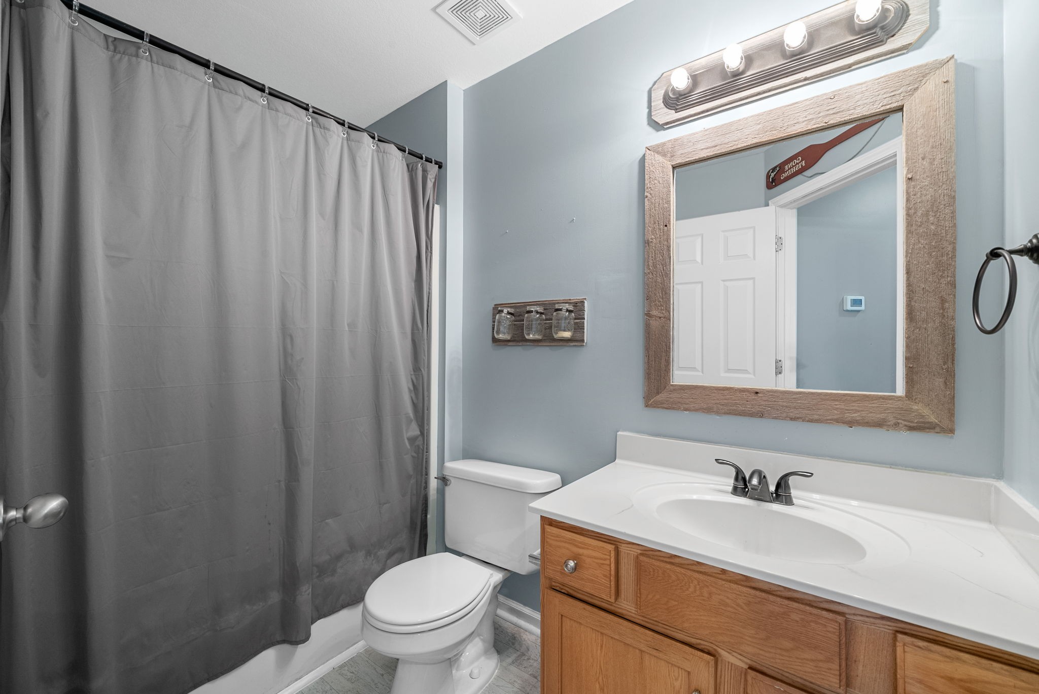 3407 N Henderson Way Property Photo 21