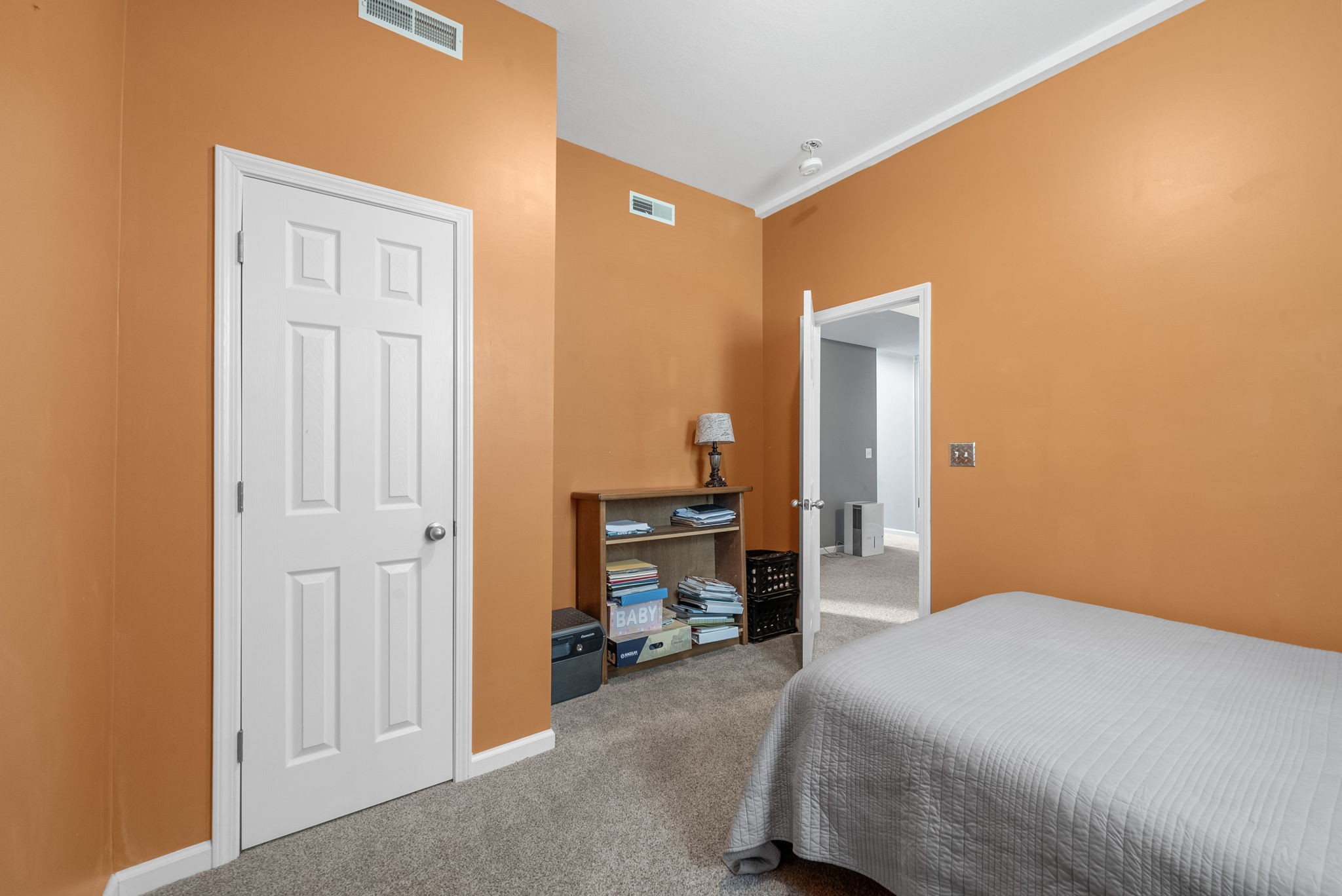 3407 N Henderson Way Property Photo 23