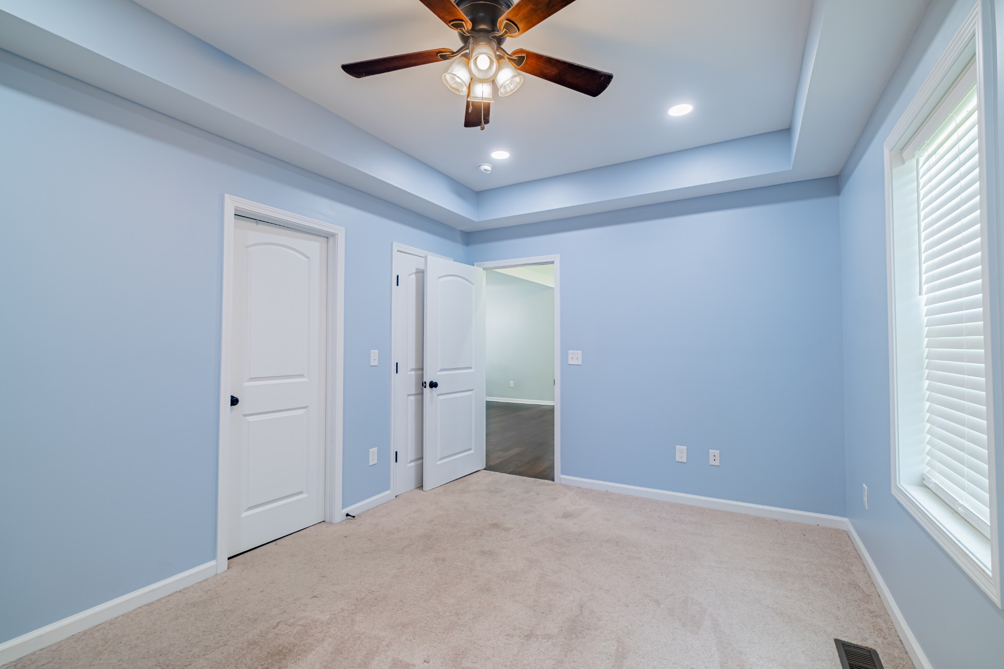 328 Spring St Property Photo 18