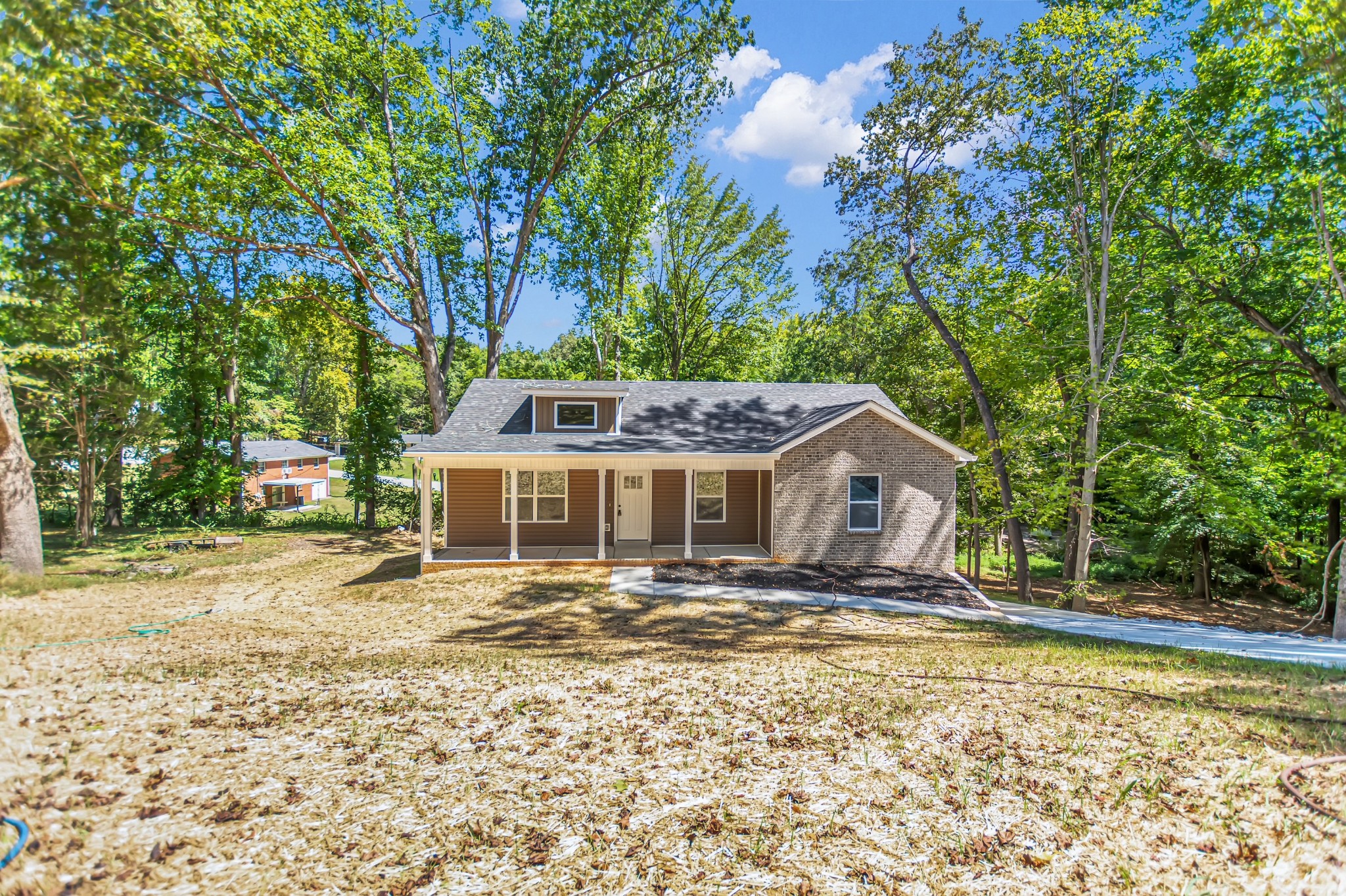 105 Jay Circle Property Photo 2