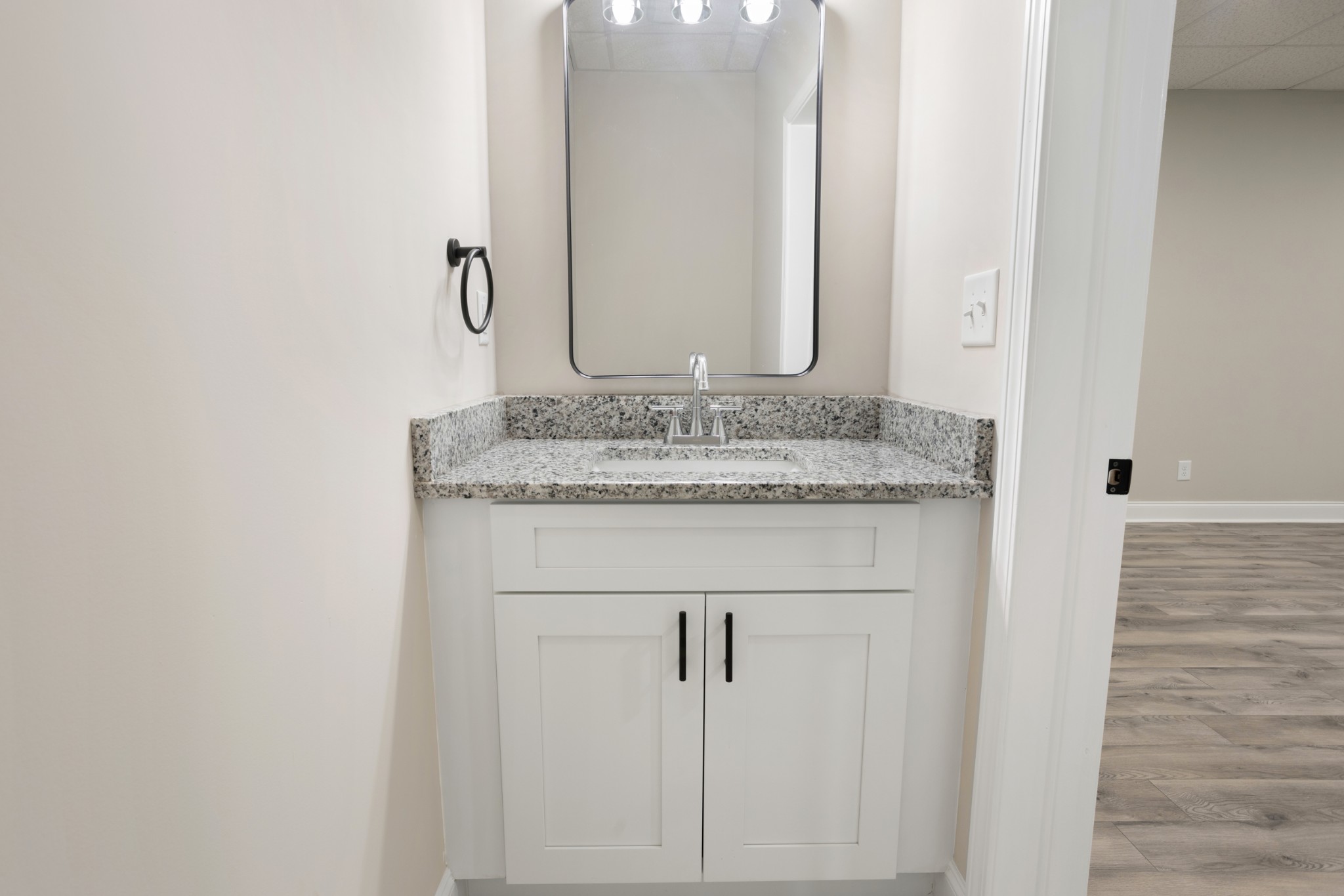105 Jay Circle Property Photo 34