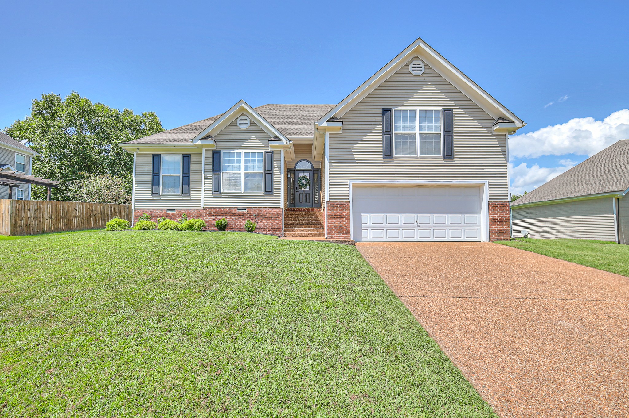 2808 Lafayette Dr Property Photo 1