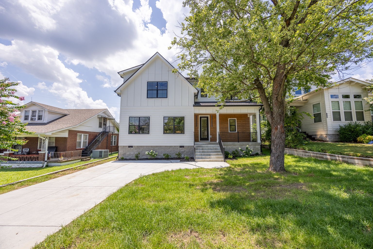 1080 Zophi St Property Photo 1