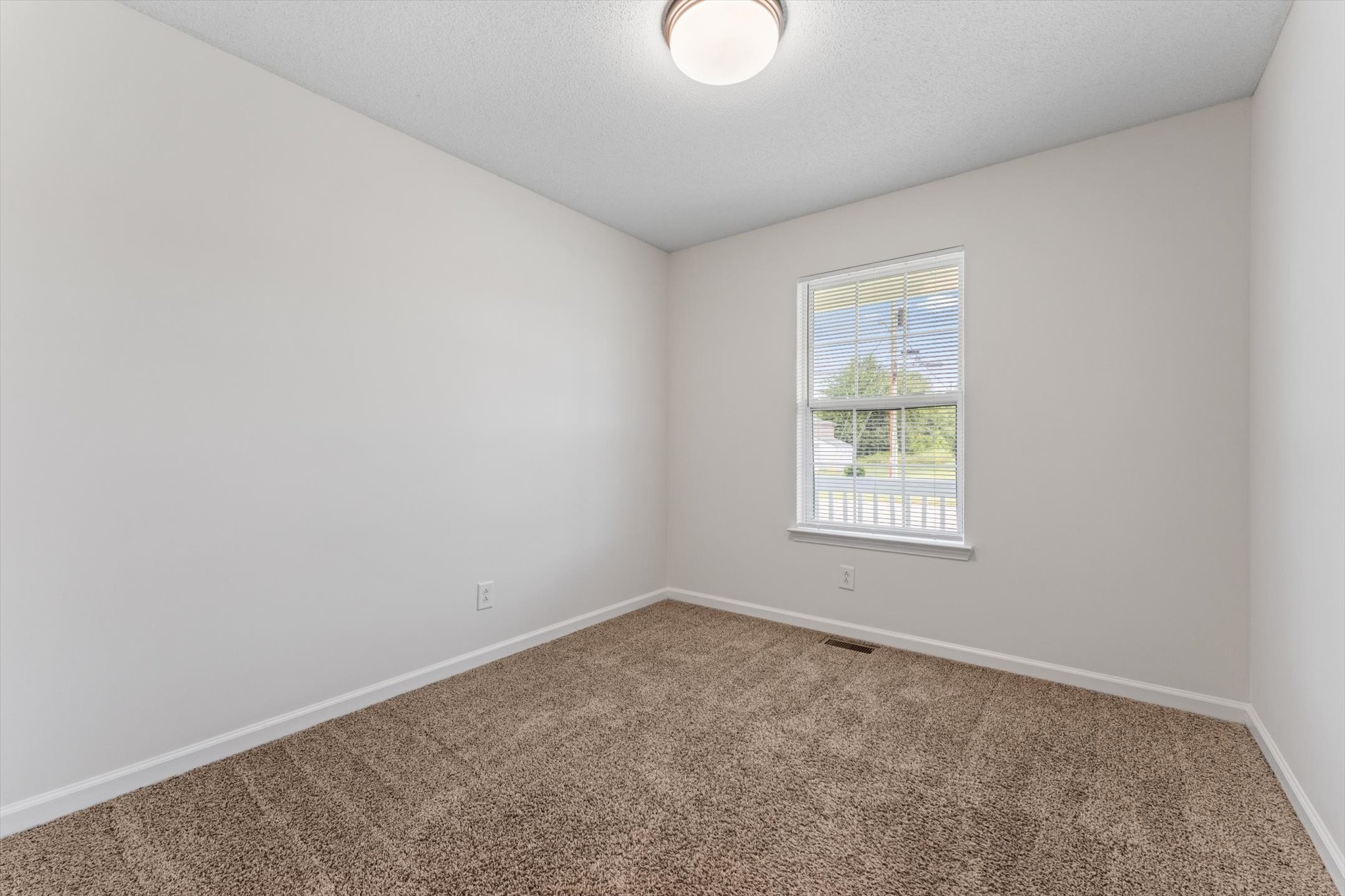 312 Lansinger Ln Property Photo 23