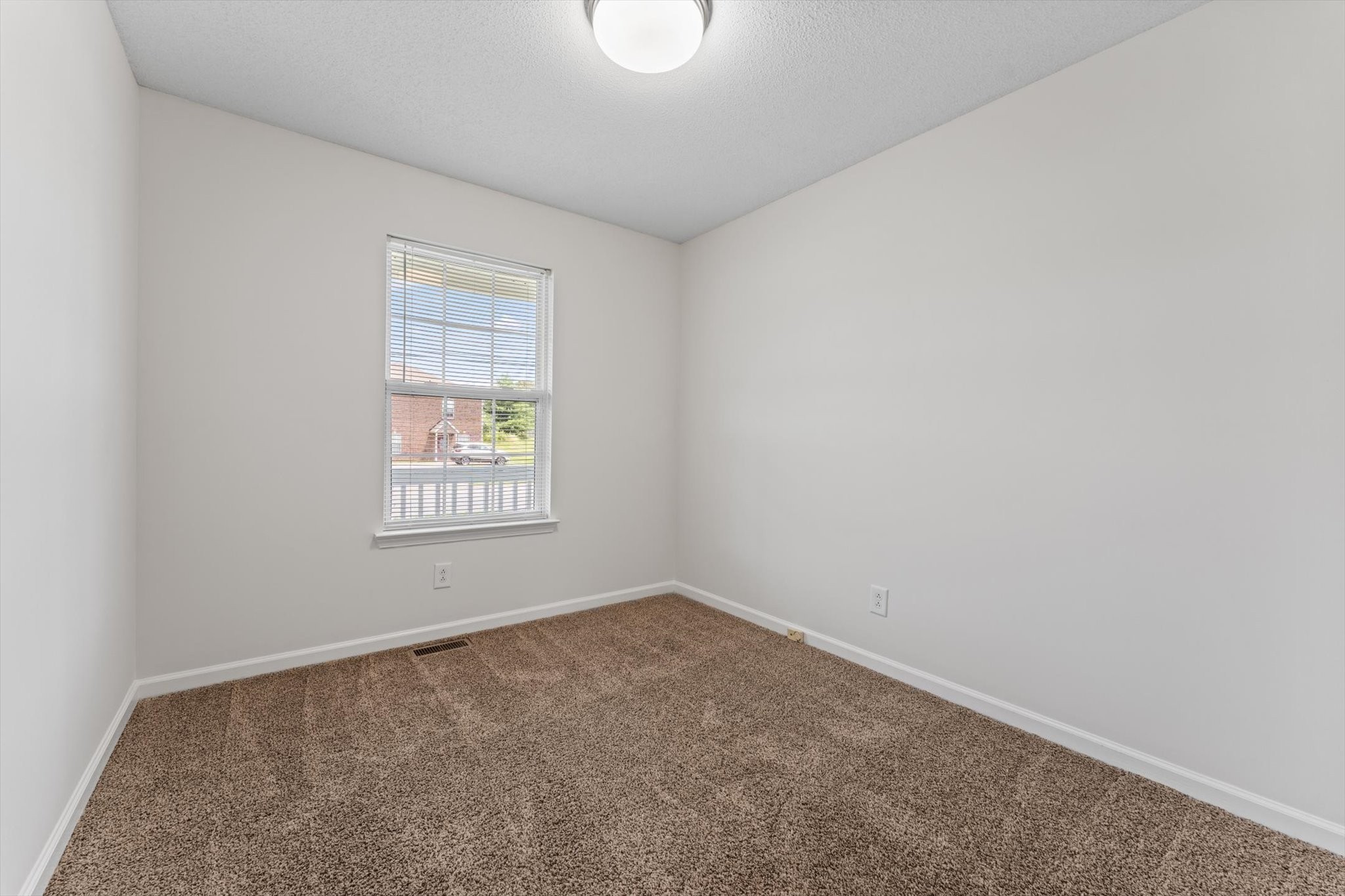 312 Lansinger Ln Property Photo 24