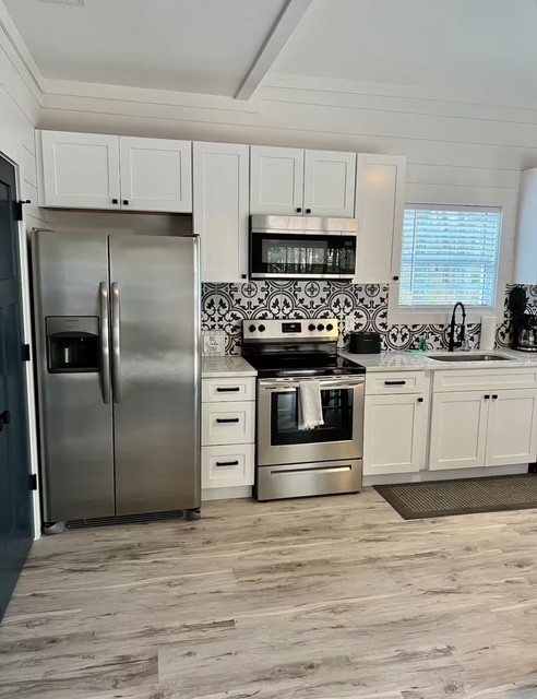150 Getaway Cove Property Photo 10