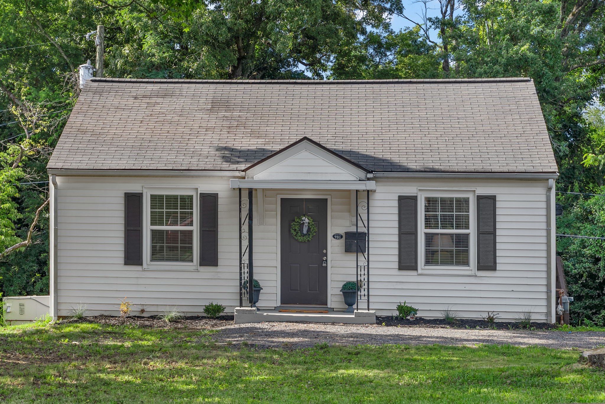 731 Woodmont Blvd Property Photo 3